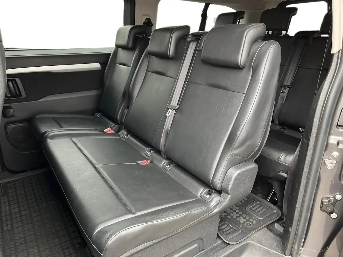TOYOTA PROACE