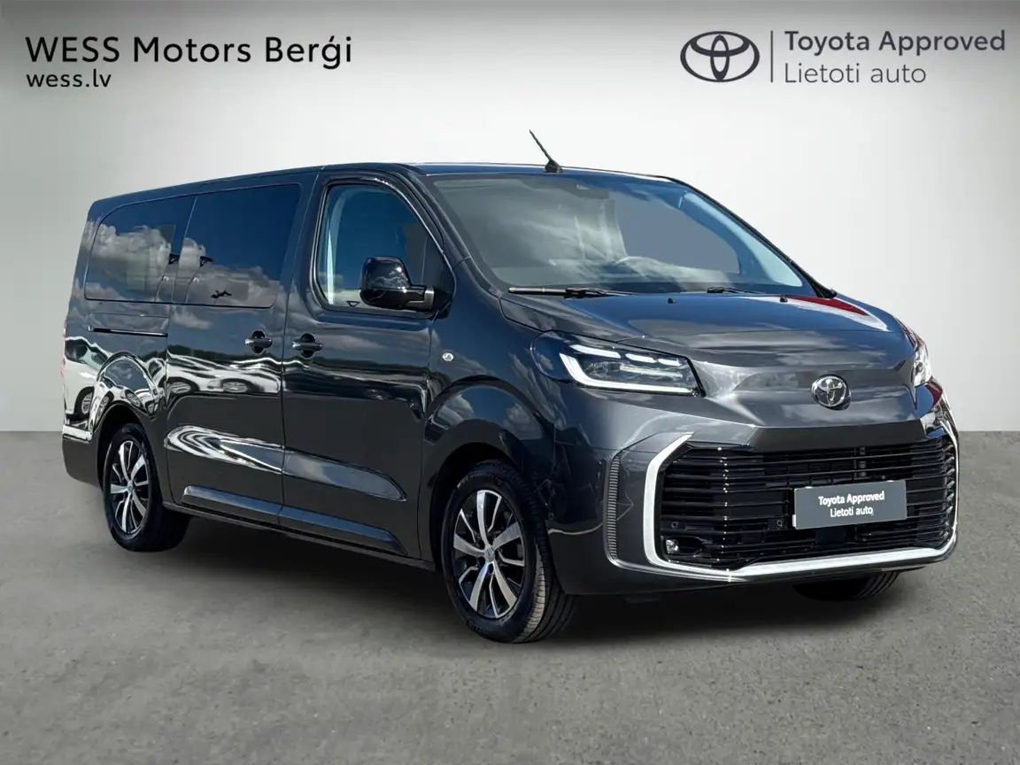 TOYOTA PROACE