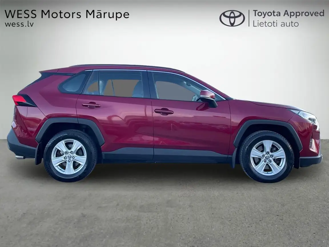 TOYOTA RAV4