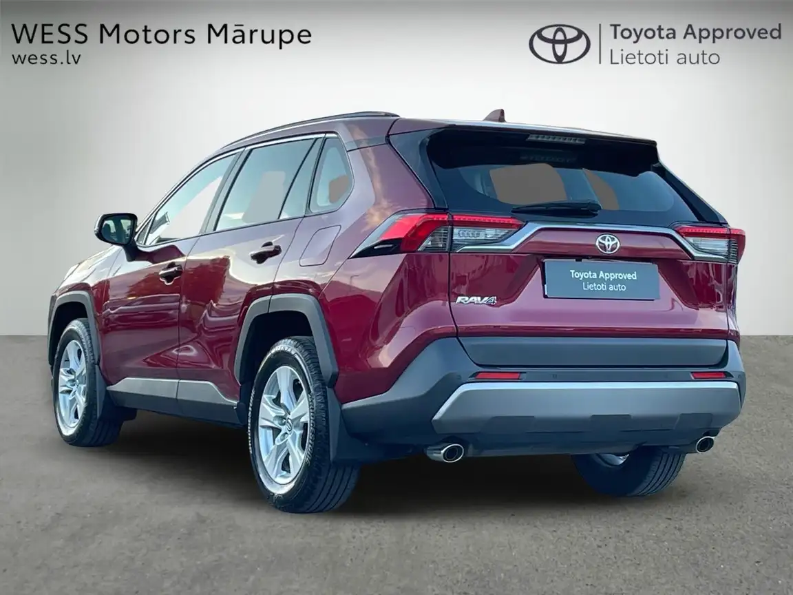 TOYOTA RAV4
