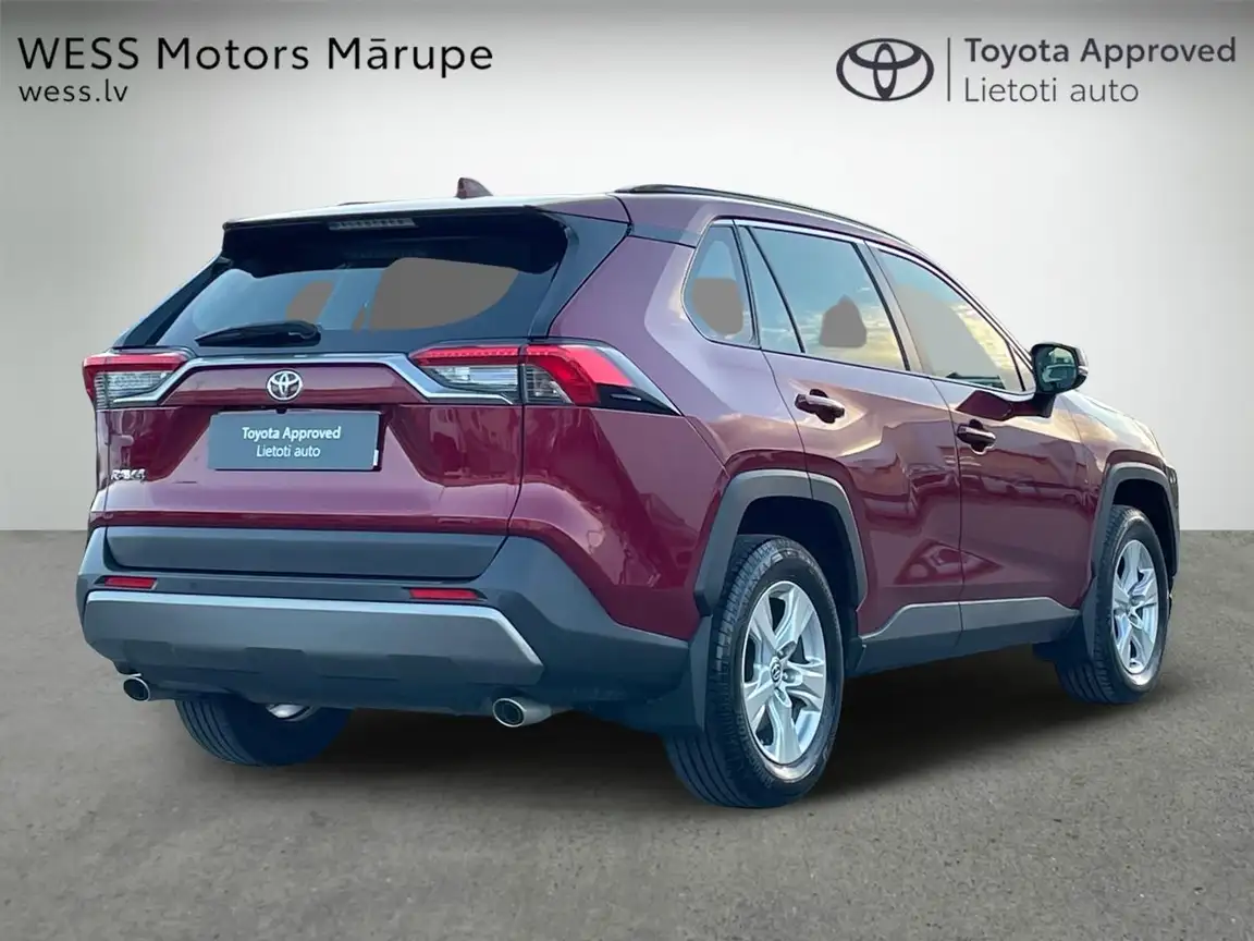 TOYOTA RAV4