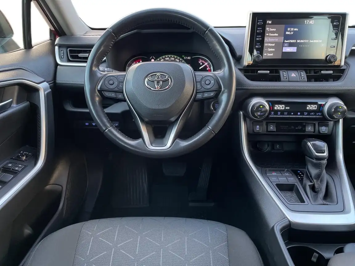 TOYOTA RAV4