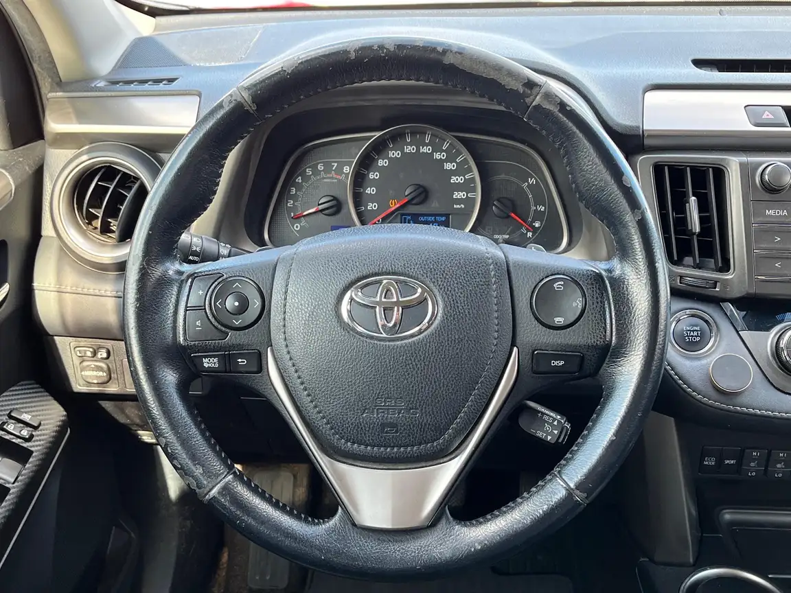 TOYOTA RAV4