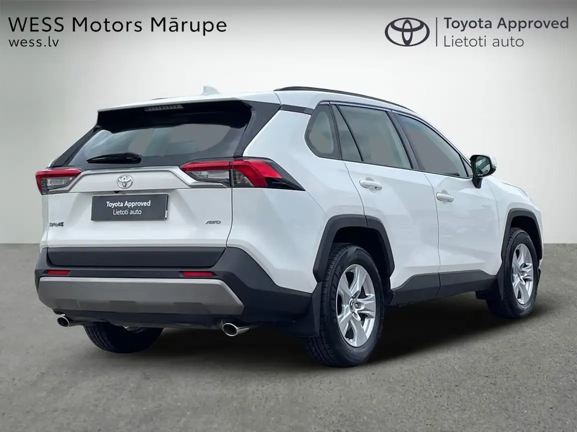TOYOTA RAV4