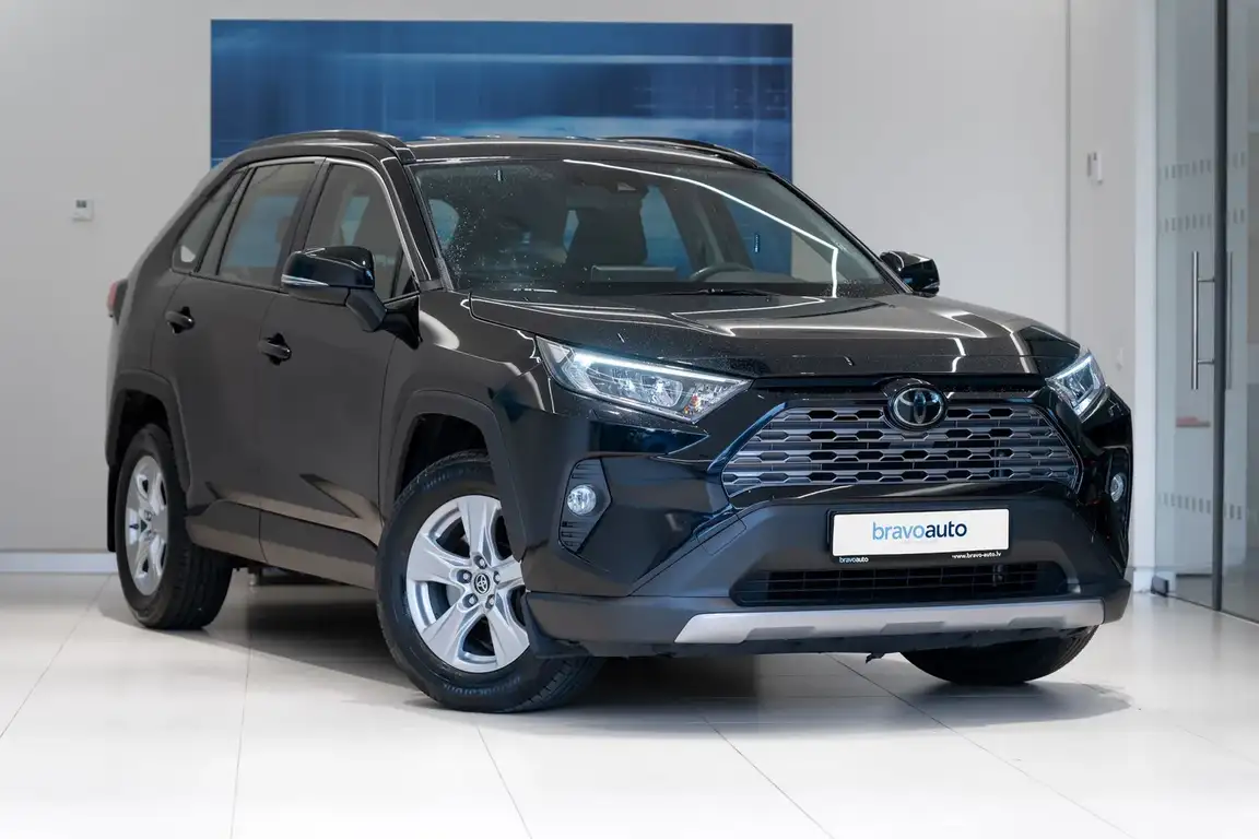 TOYOTA RAV4