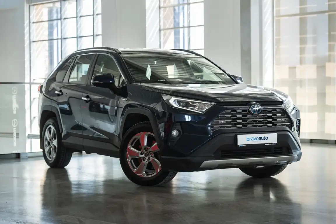 TOYOTA RAV4