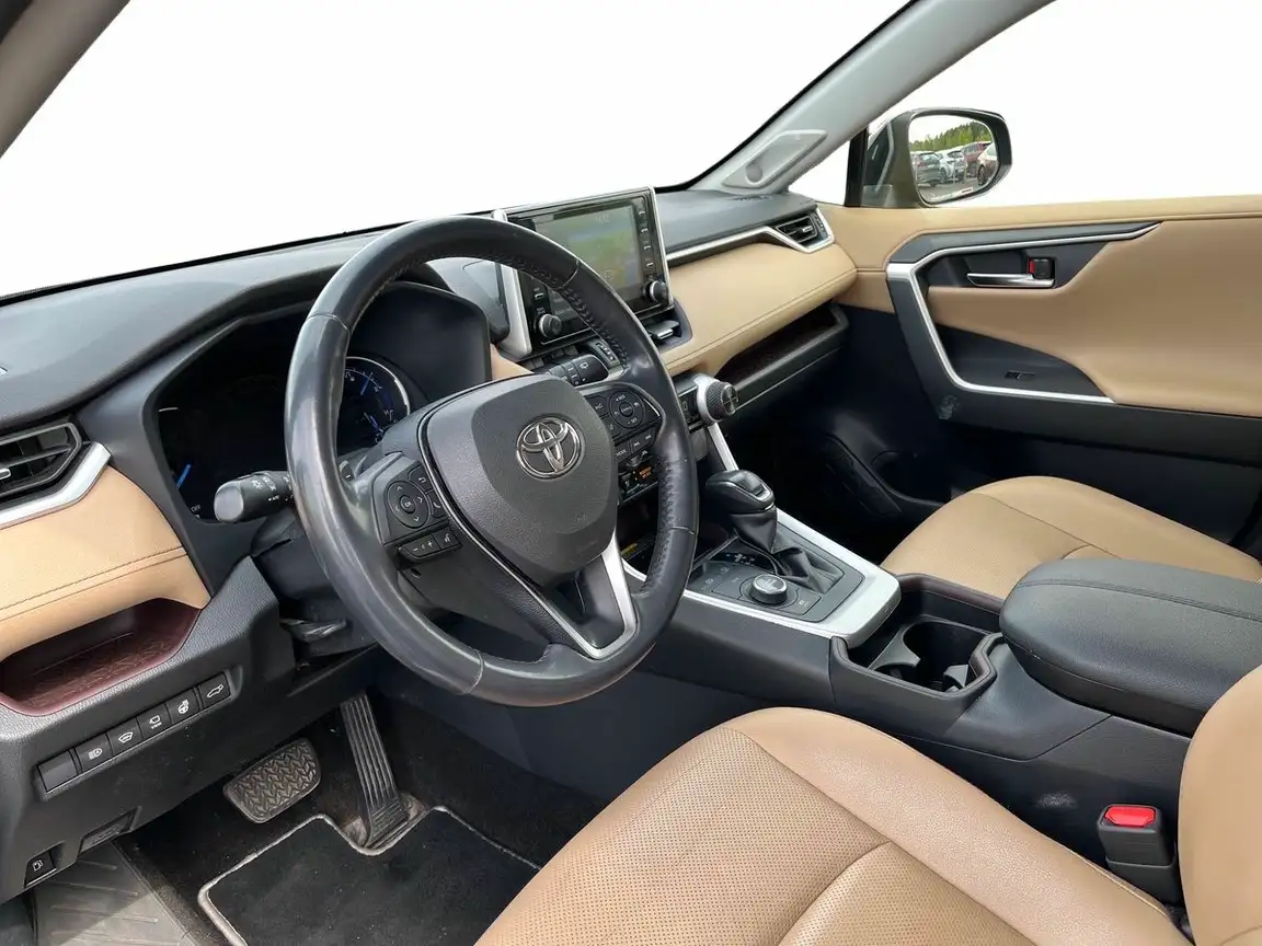 TOYOTA RAV4