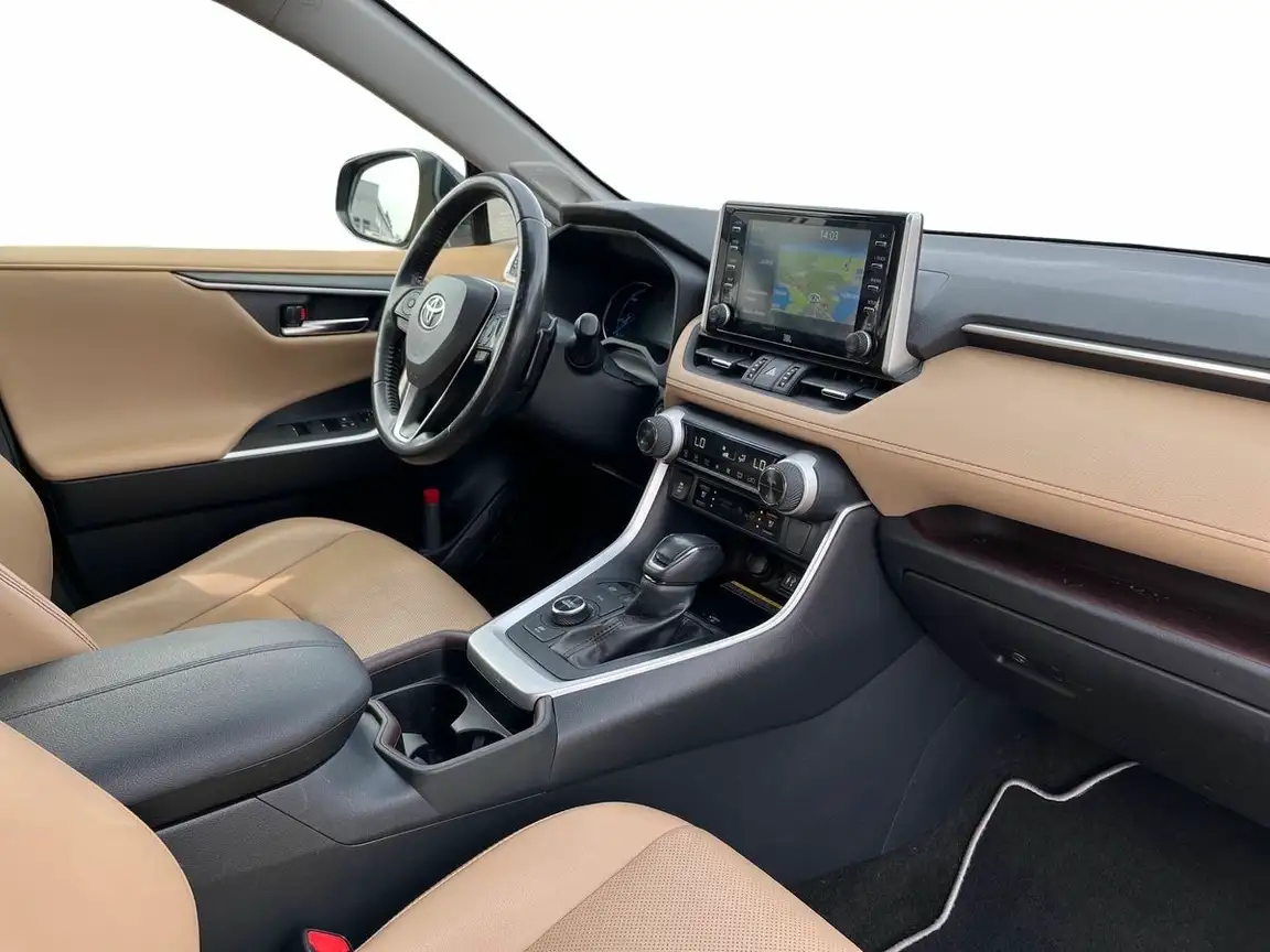 TOYOTA RAV4