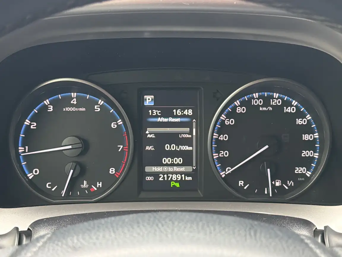TOYOTA RAV4