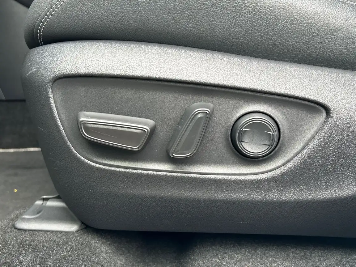 TOYOTA NONE