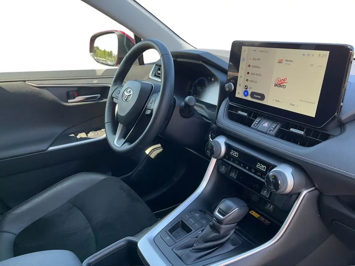 TOYOTA RAV4