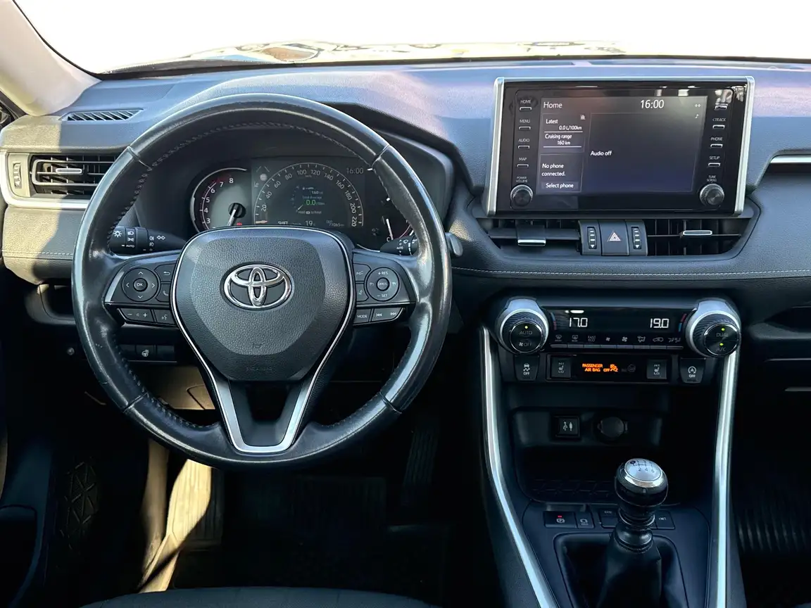 TOYOTA RAV4