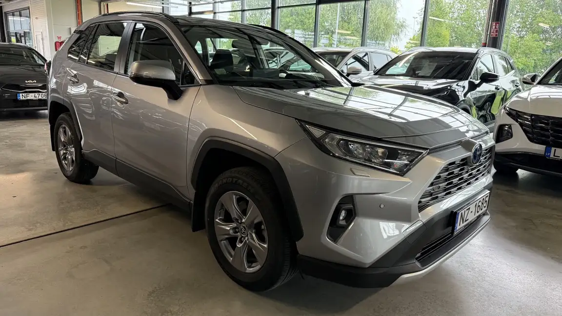 TOYOTA RAV4