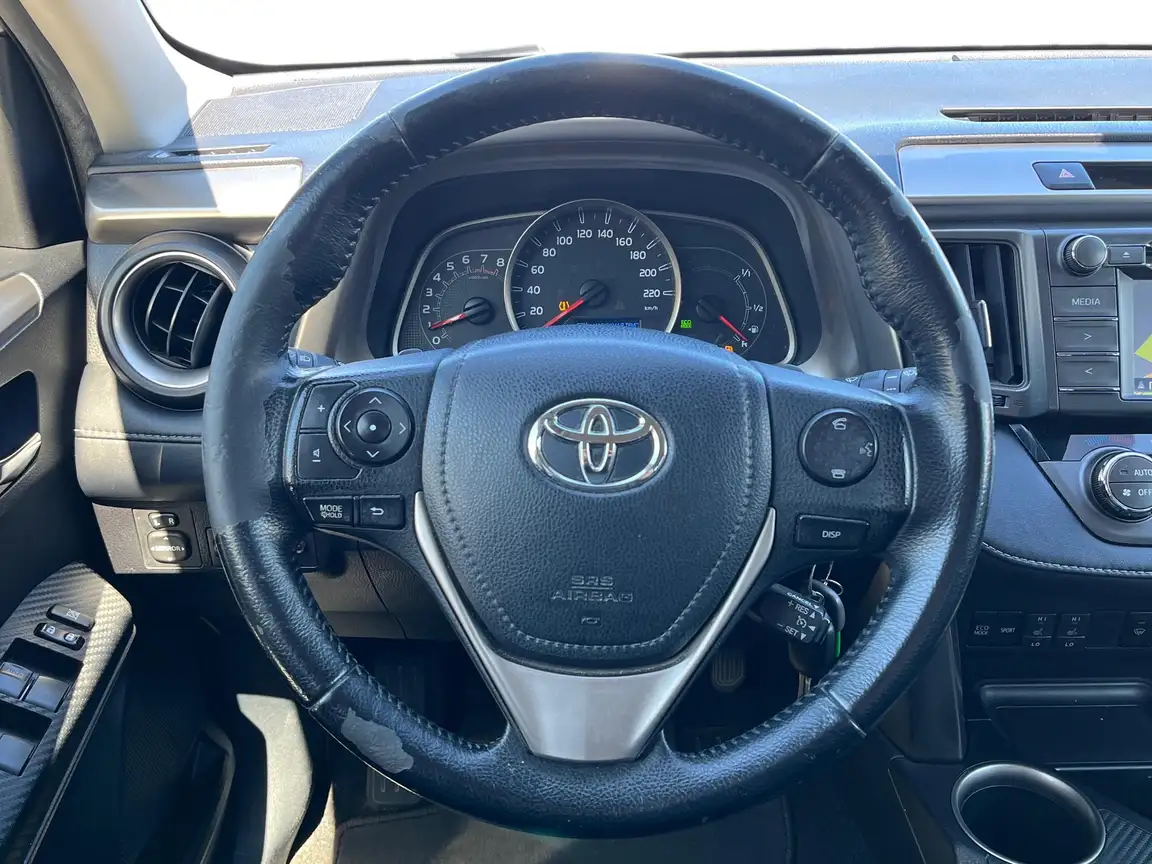 TOYOTA RAV4