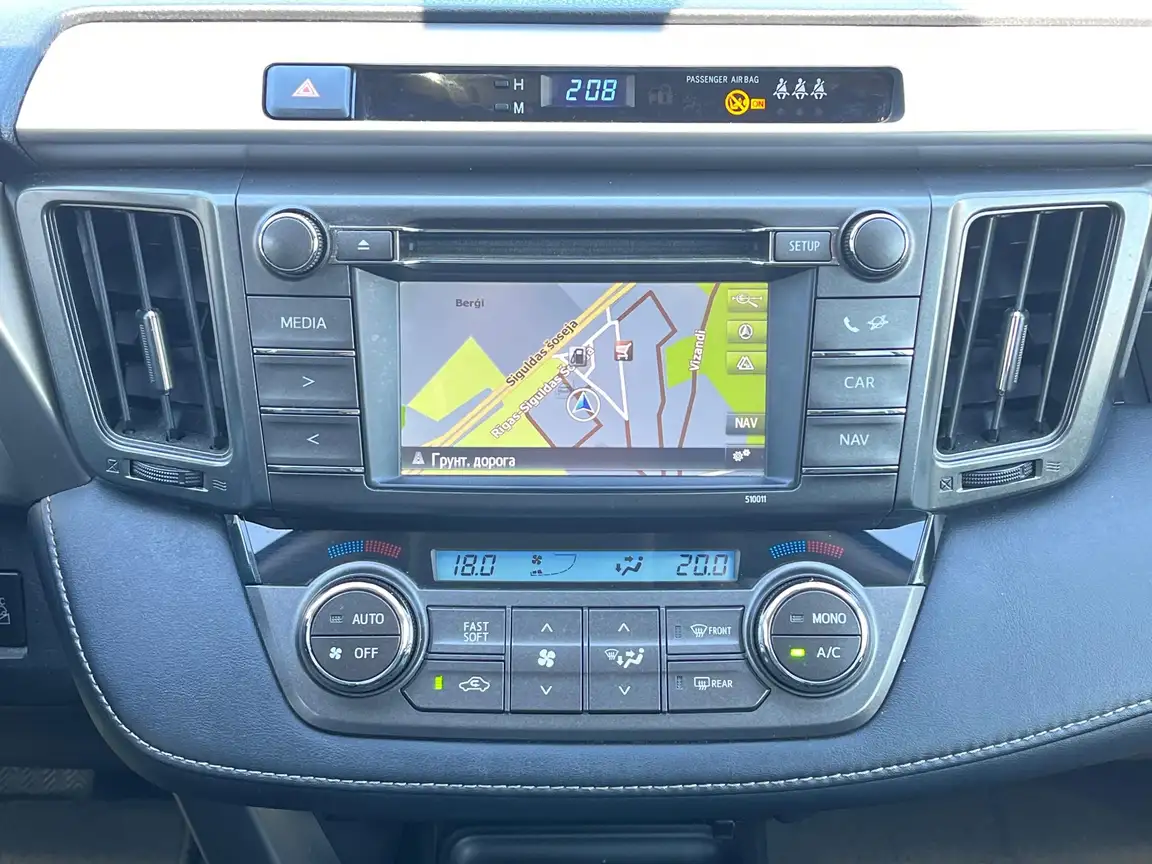TOYOTA RAV4