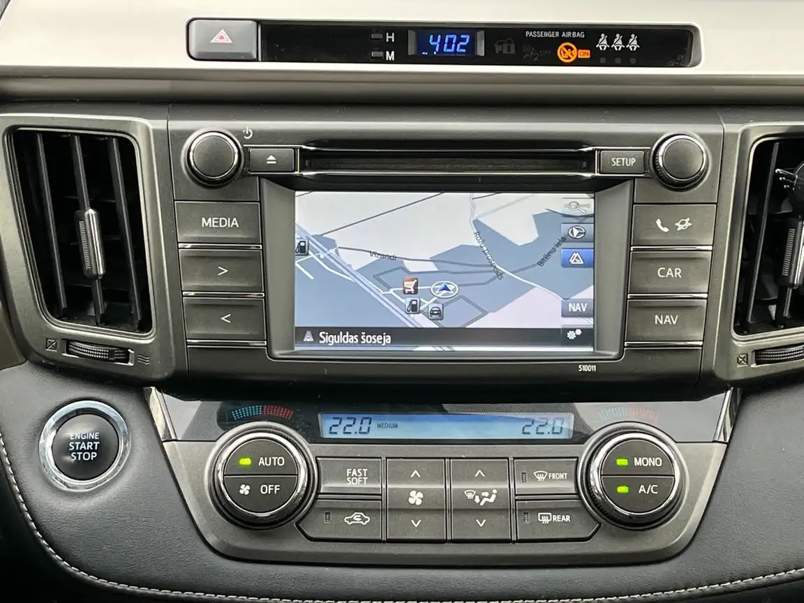 TOYOTA RAV4