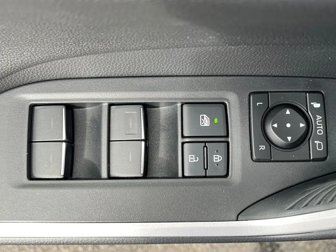 TOYOTA NONE