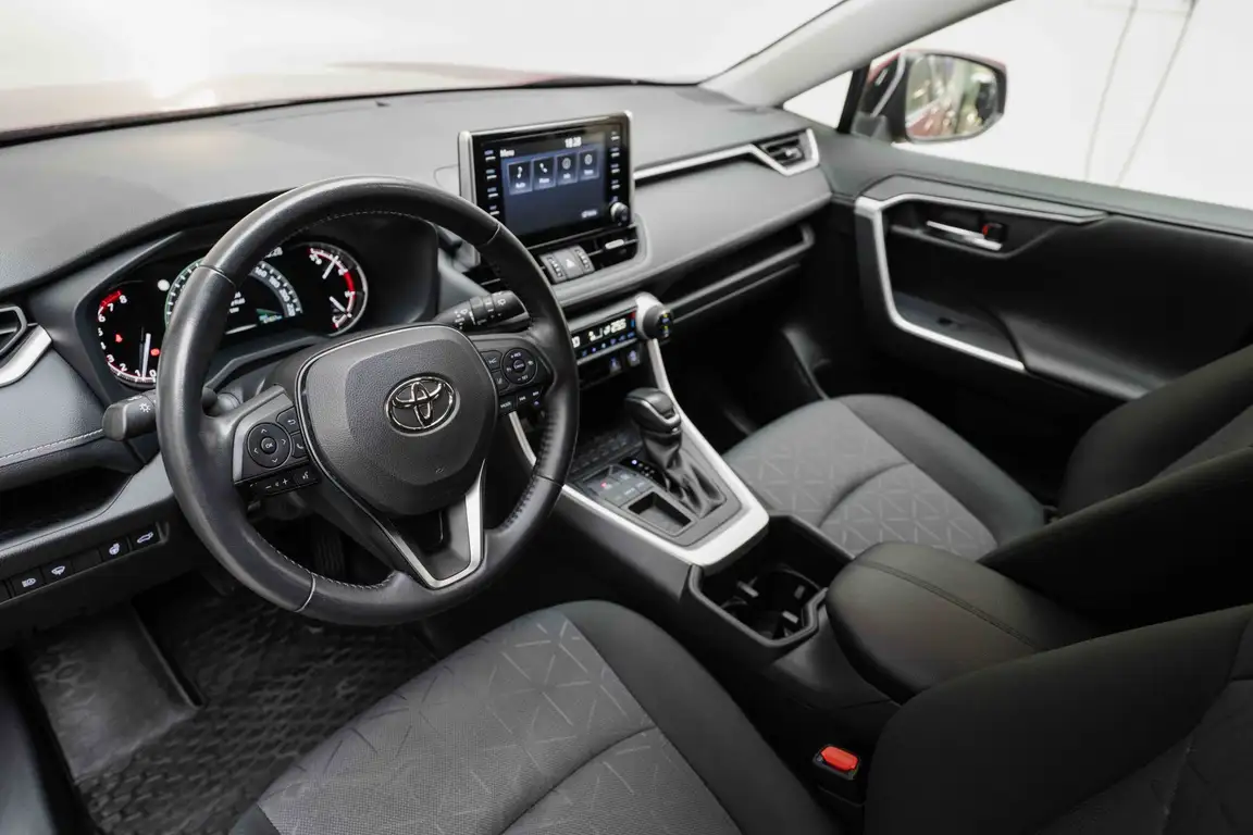 TOYOTA RAV4