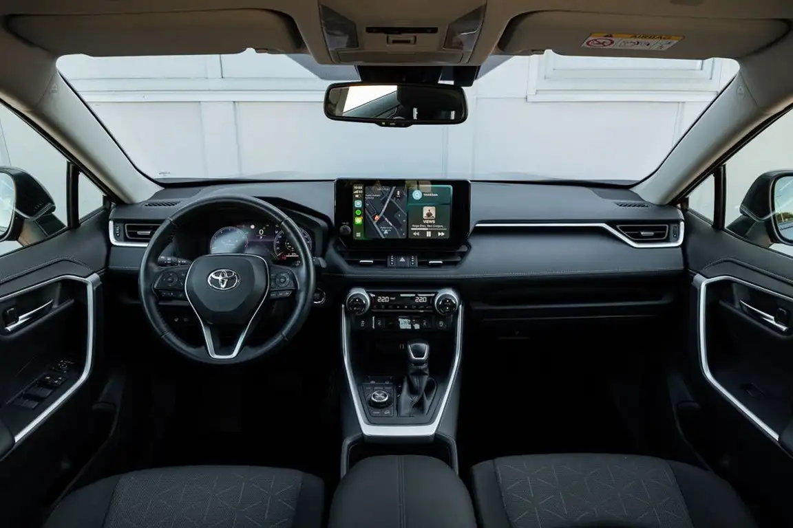 TOYOTA RAV4