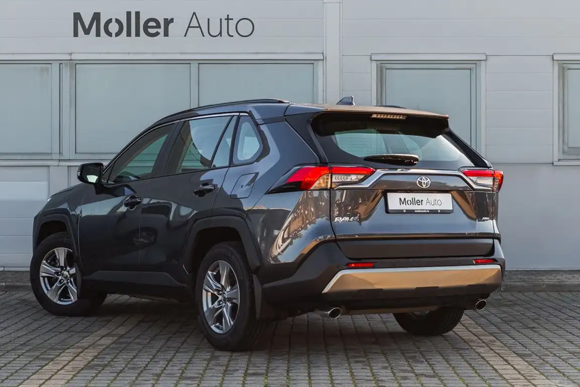 TOYOTA RAV4