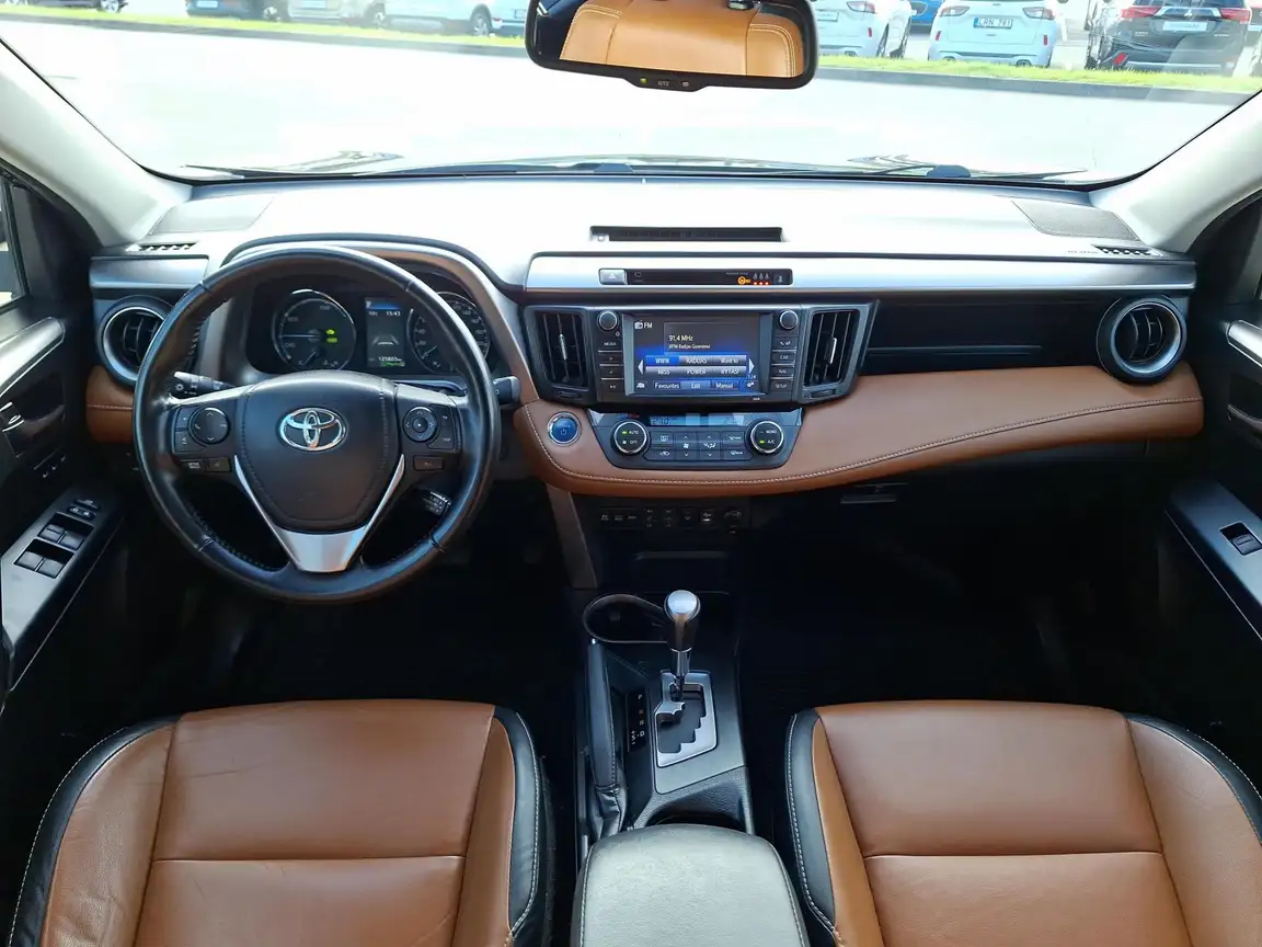 TOYOTA RAV4