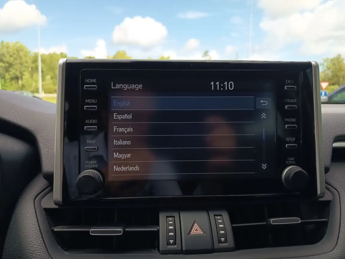 TOYOTA RAV4