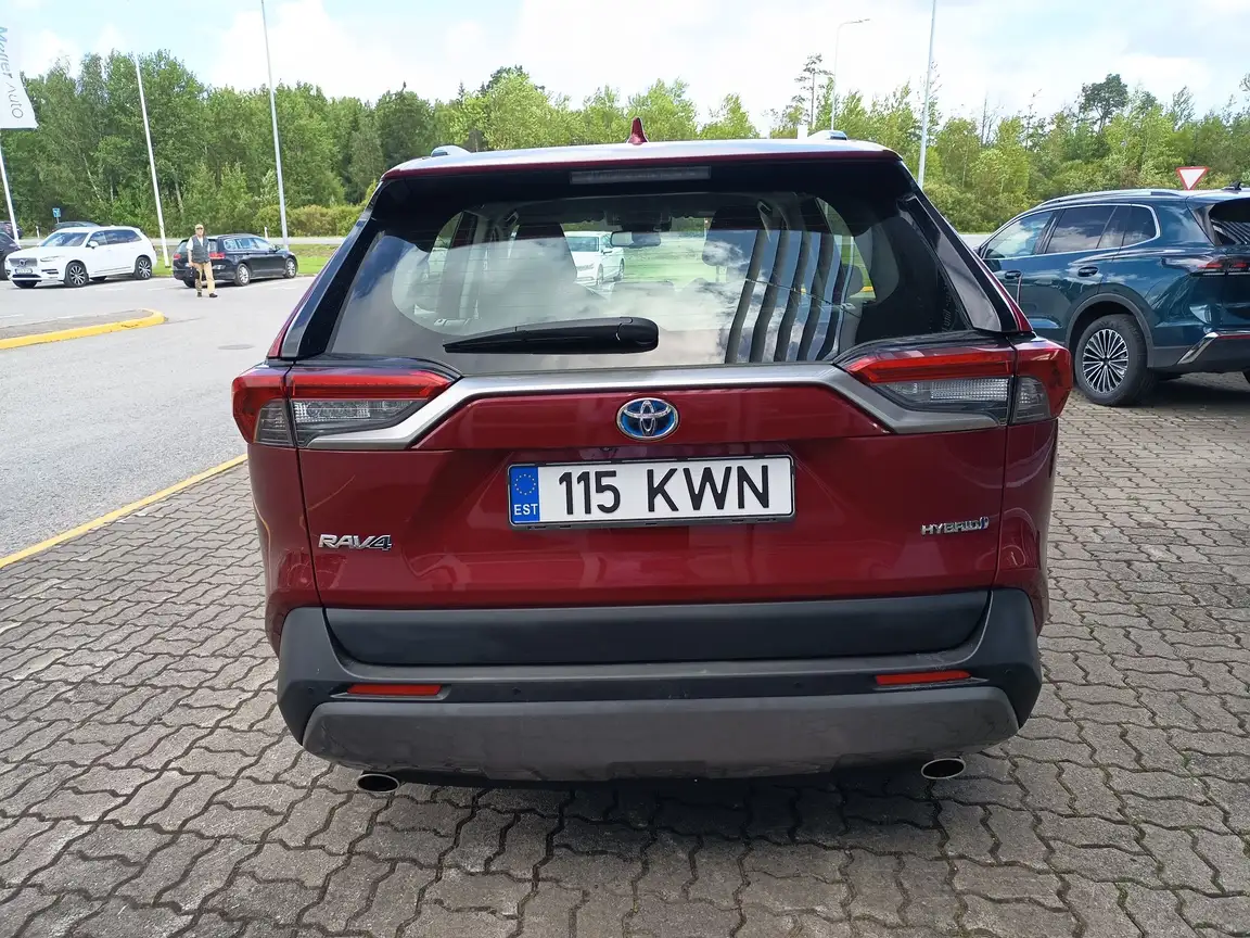 TOYOTA RAV4