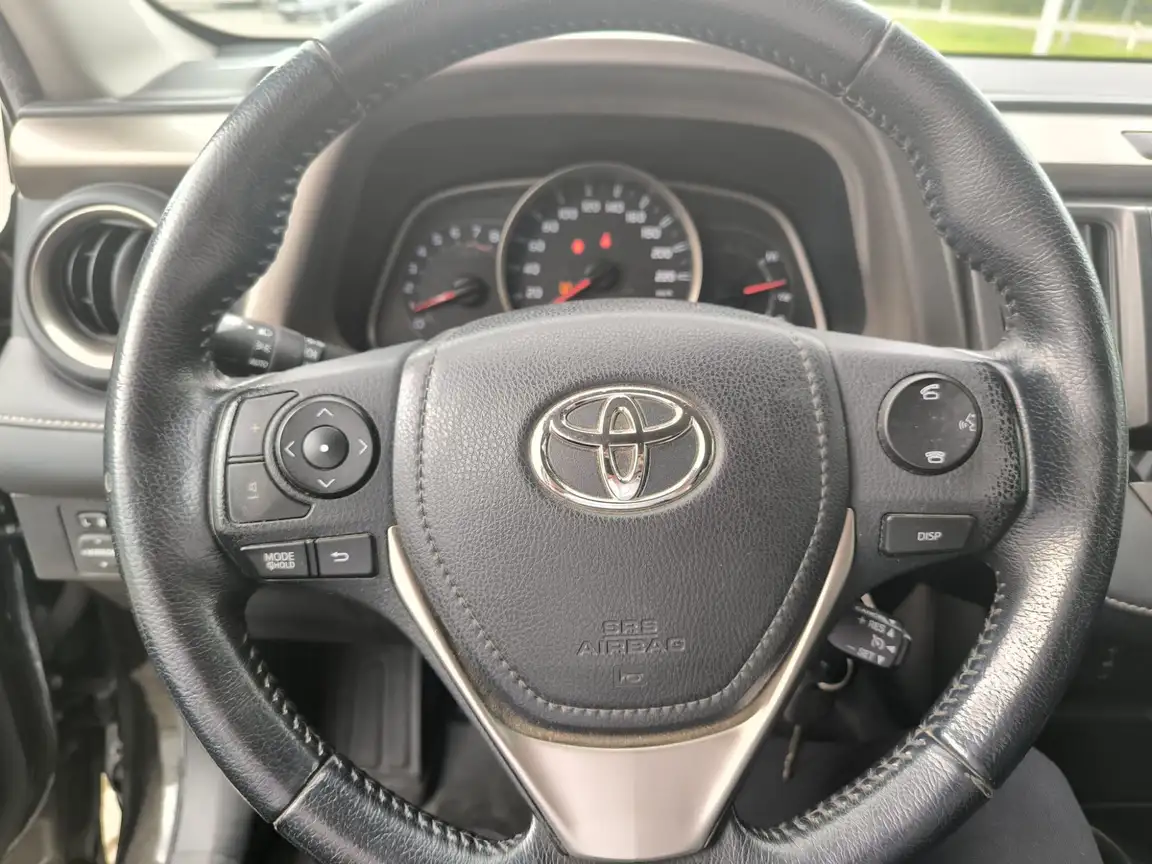 TOYOTA RAV4