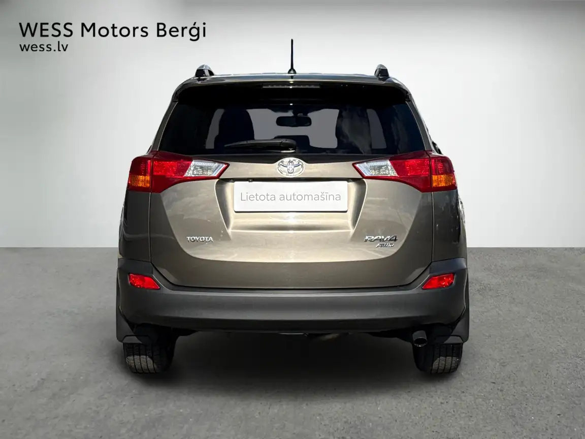TOYOTA RAV4