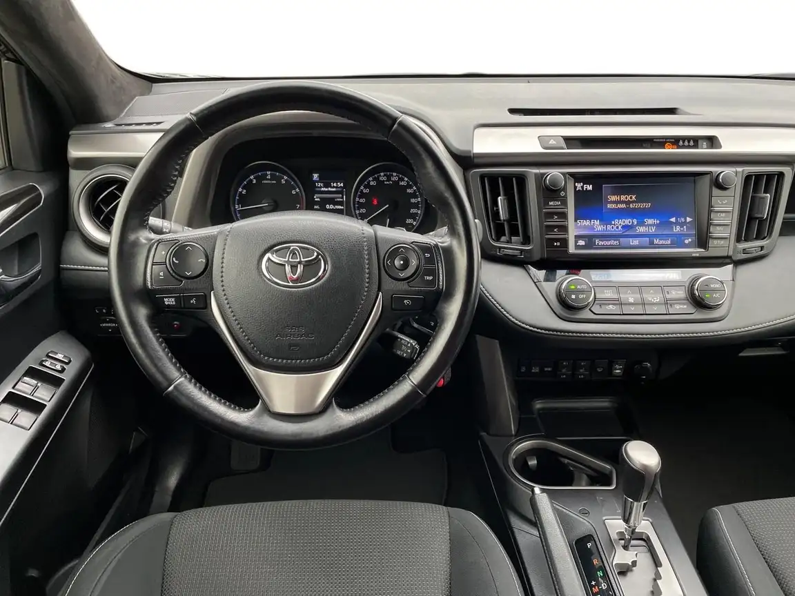 TOYOTA RAV4