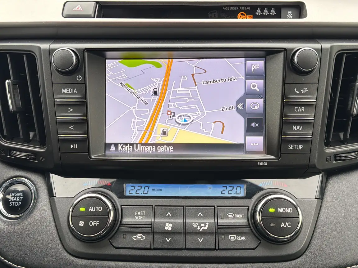 TOYOTA RAV4