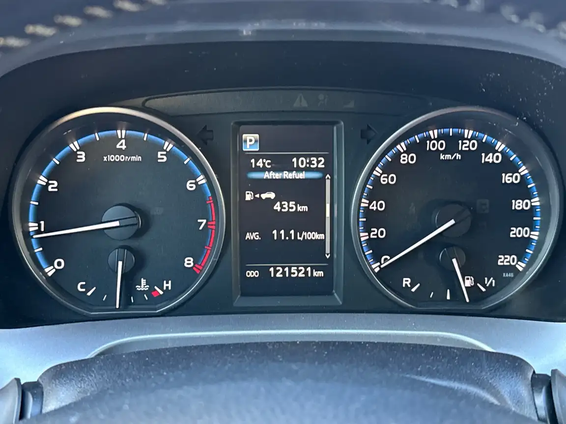 TOYOTA RAV4