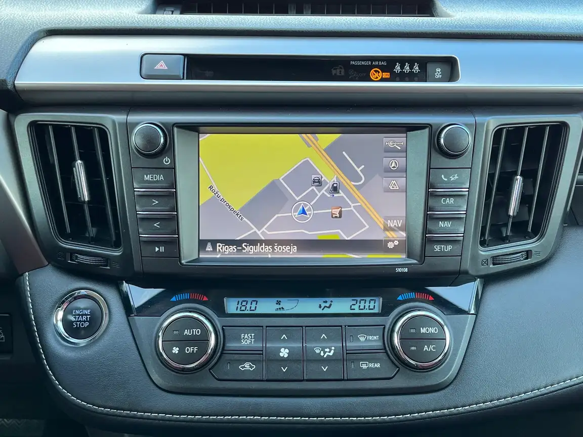 TOYOTA RAV4
