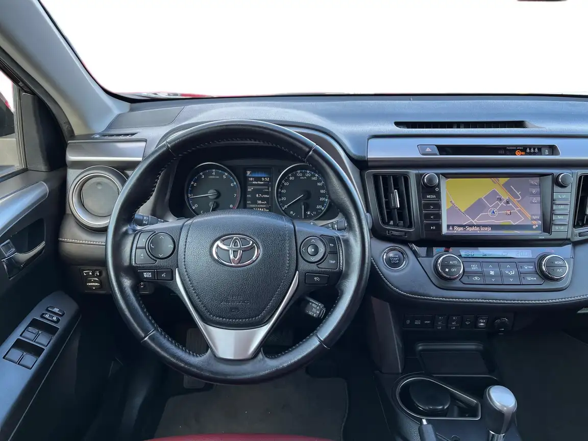 TOYOTA RAV4