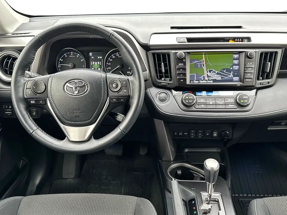 TOYOTA RAV4
