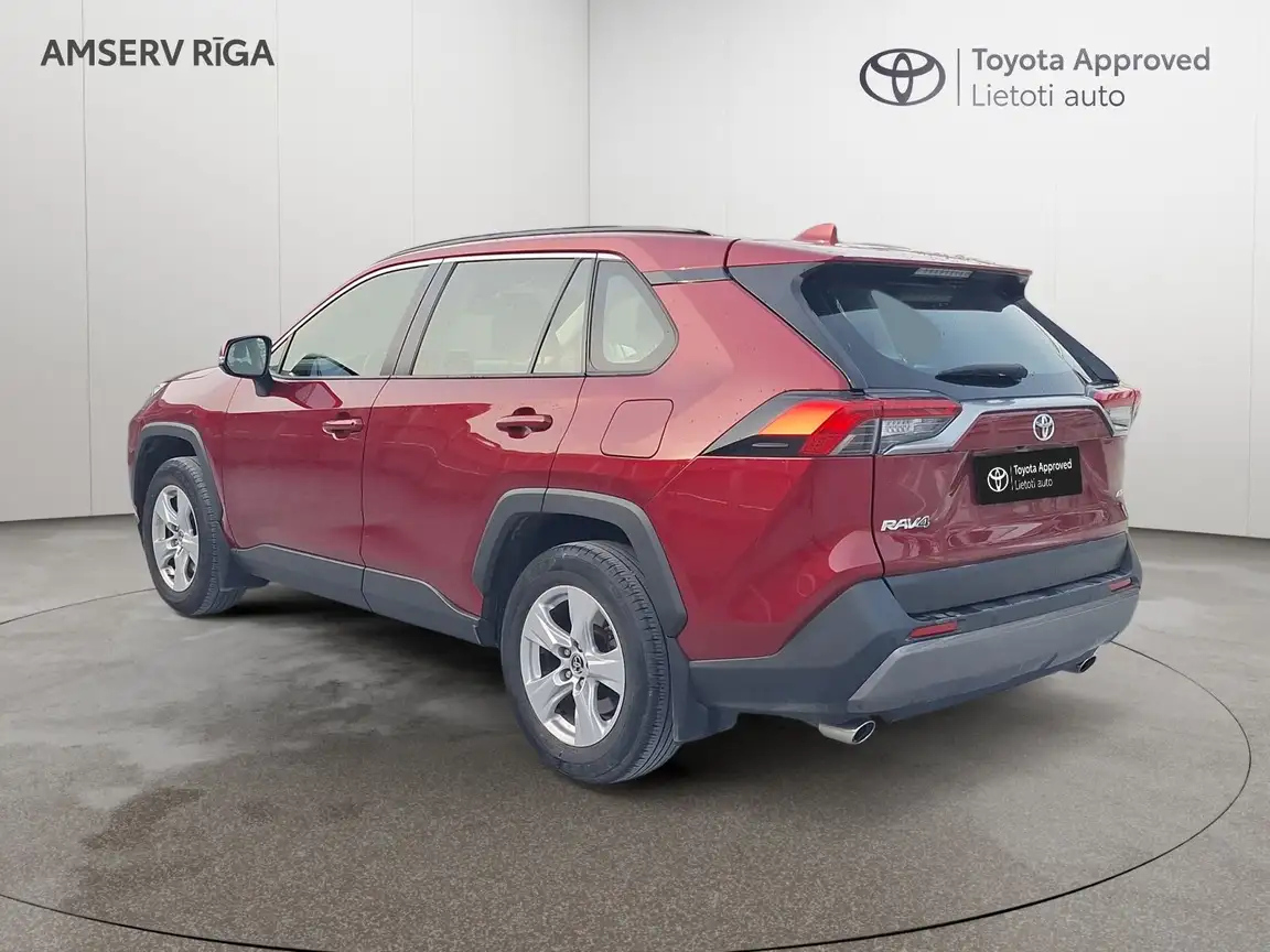 TOYOTA RAV4
