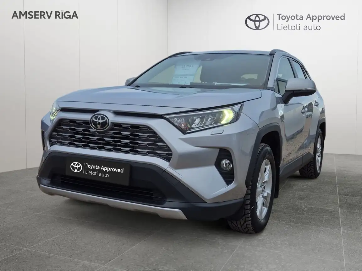 TOYOTA RAV4