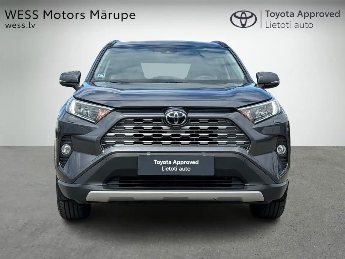 TOYOTA RAV4