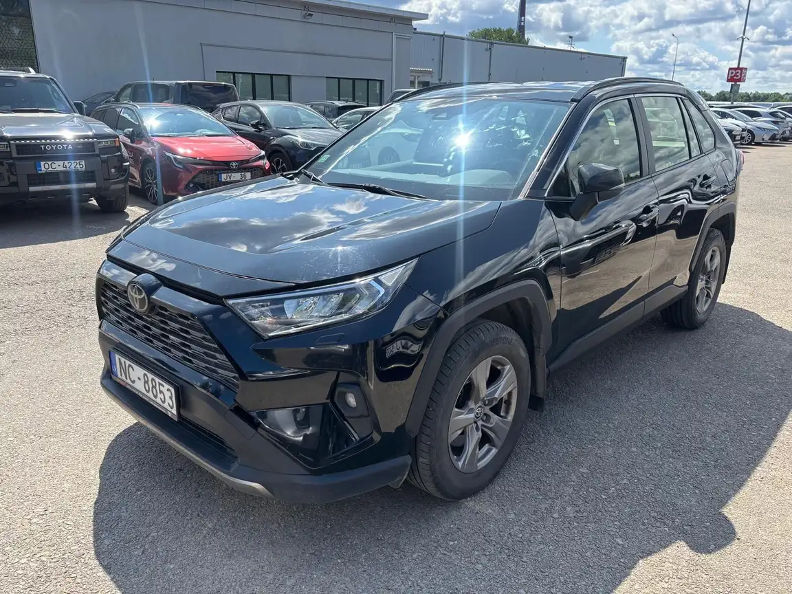 TOYOTA RAV4
