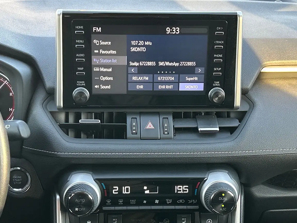 TOYOTA RAV4