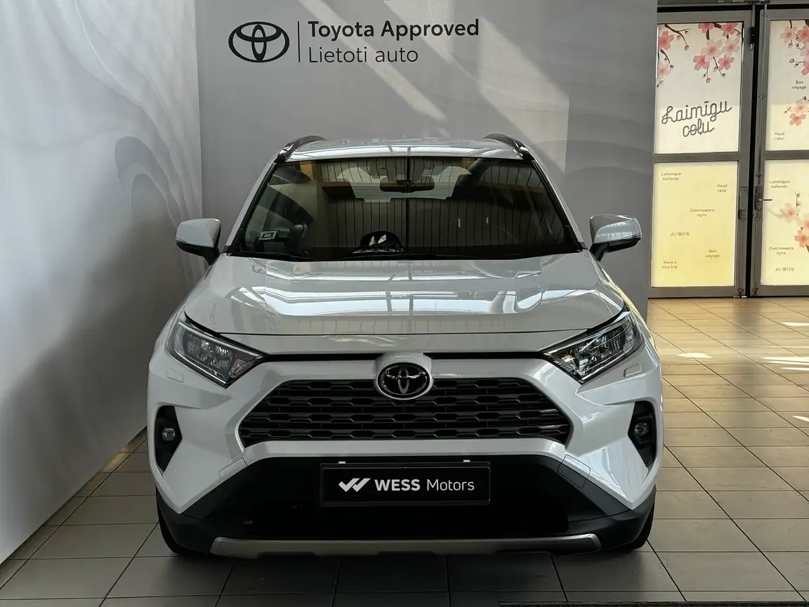 TOYOTA RAV4