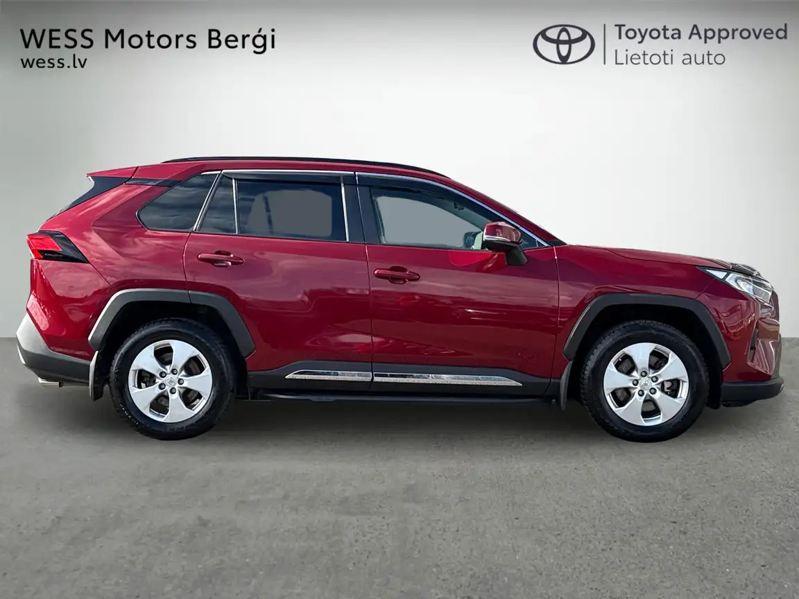 TOYOTA RAV4
