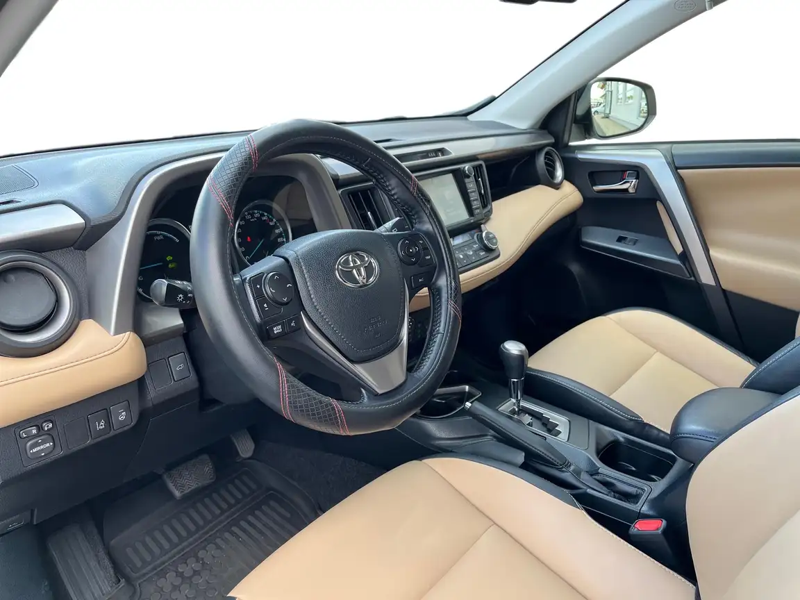 TOYOTA RAV4