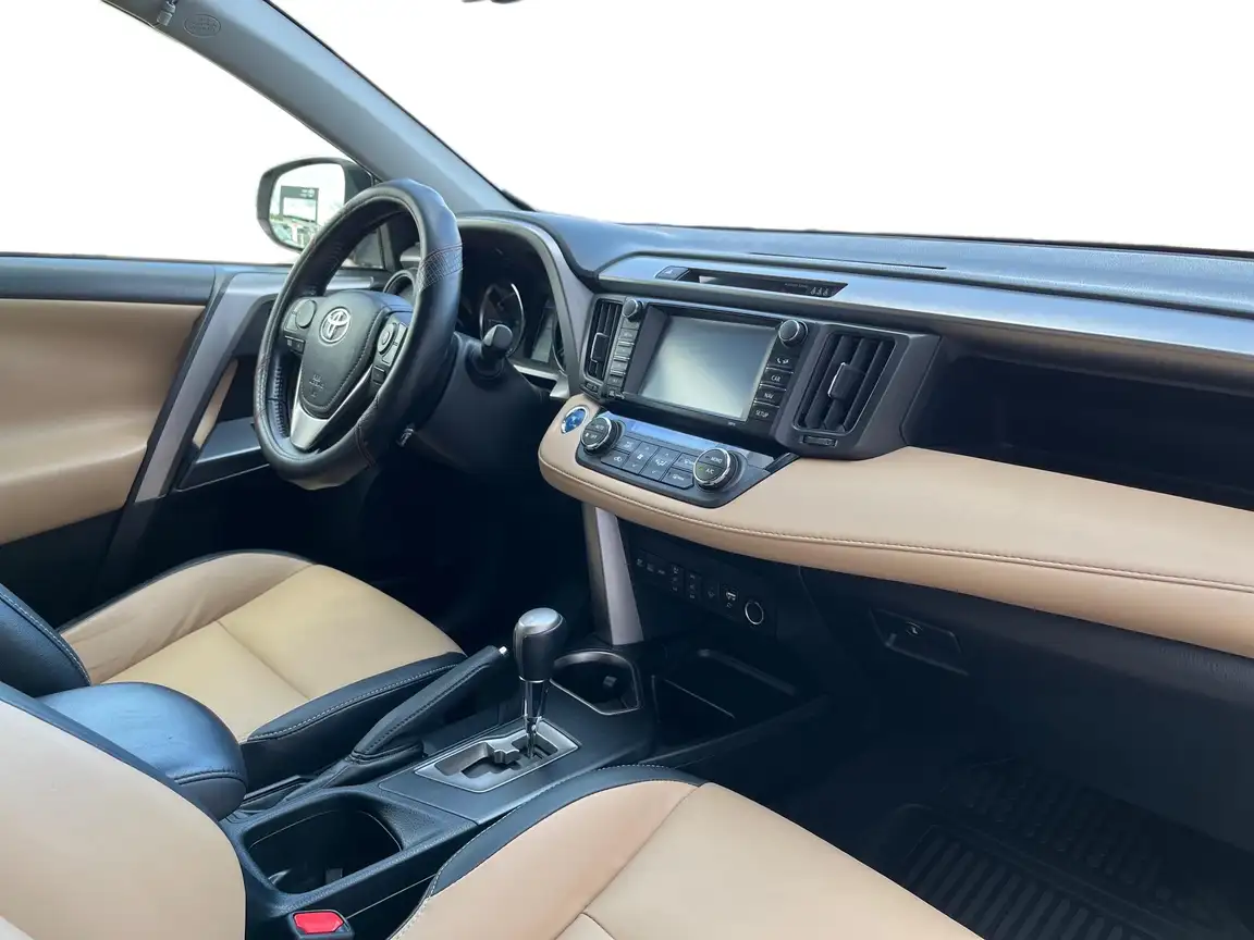 TOYOTA RAV4