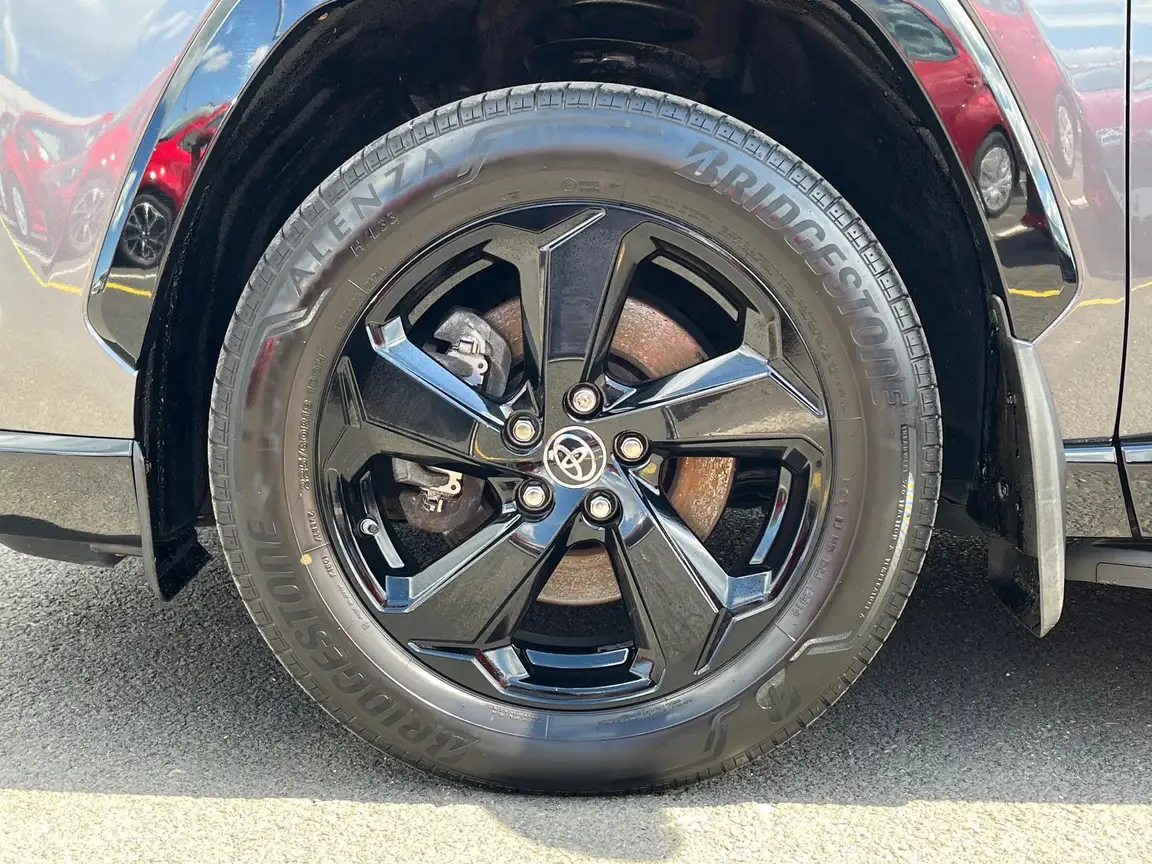 TOYOTA RAV4