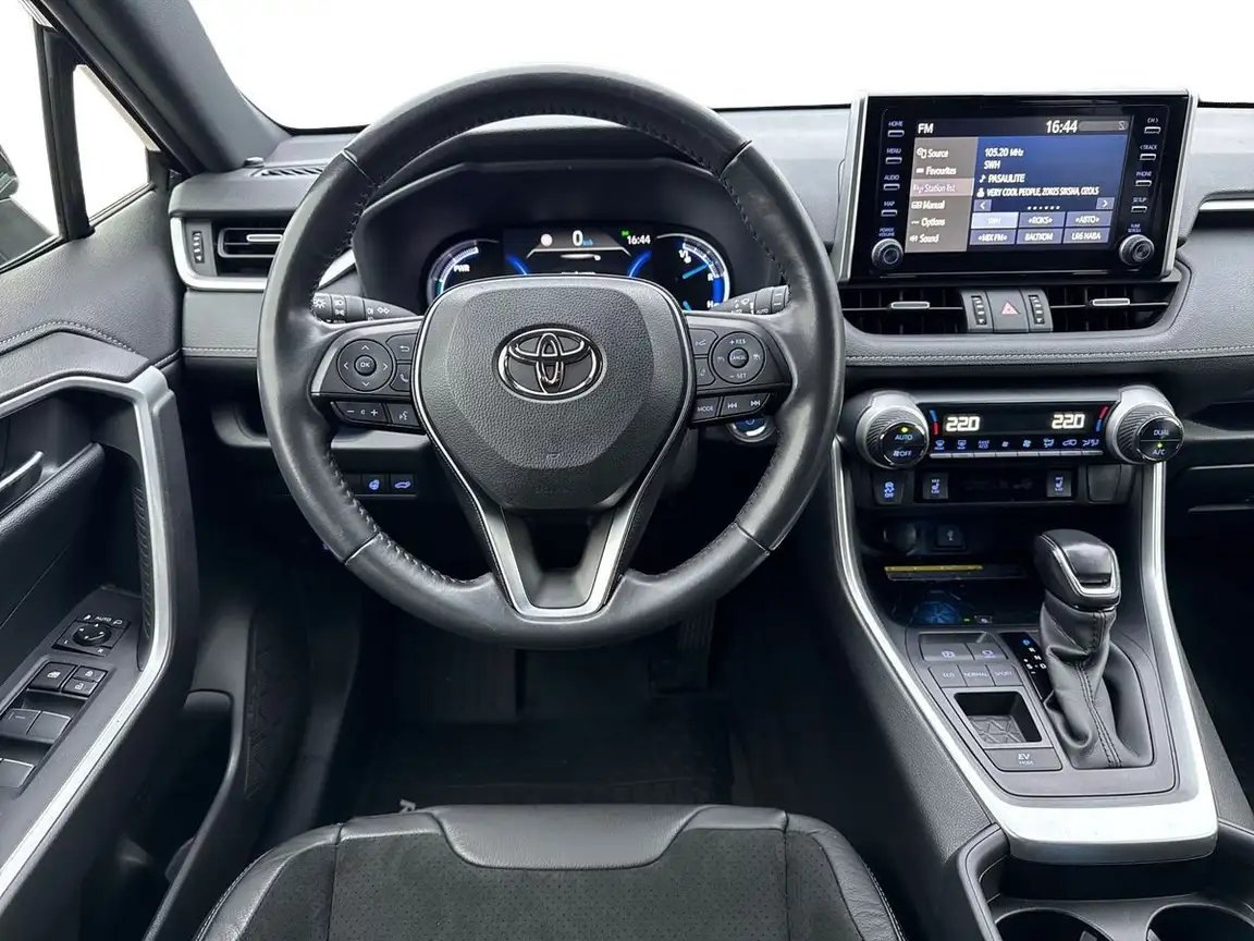 TOYOTA RAV4