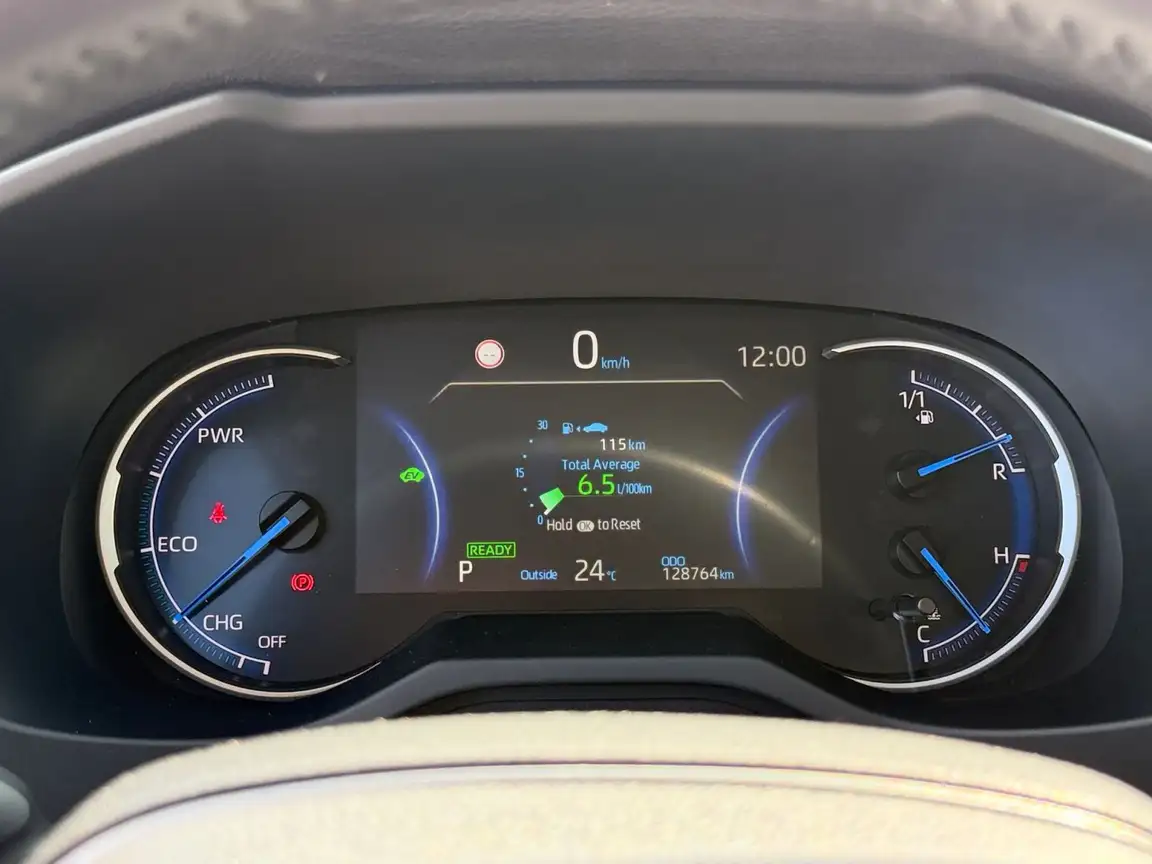 TOYOTA RAV4