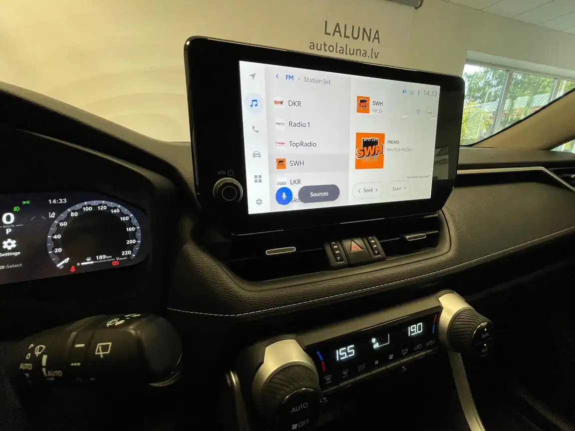 TOYOTA RAV4