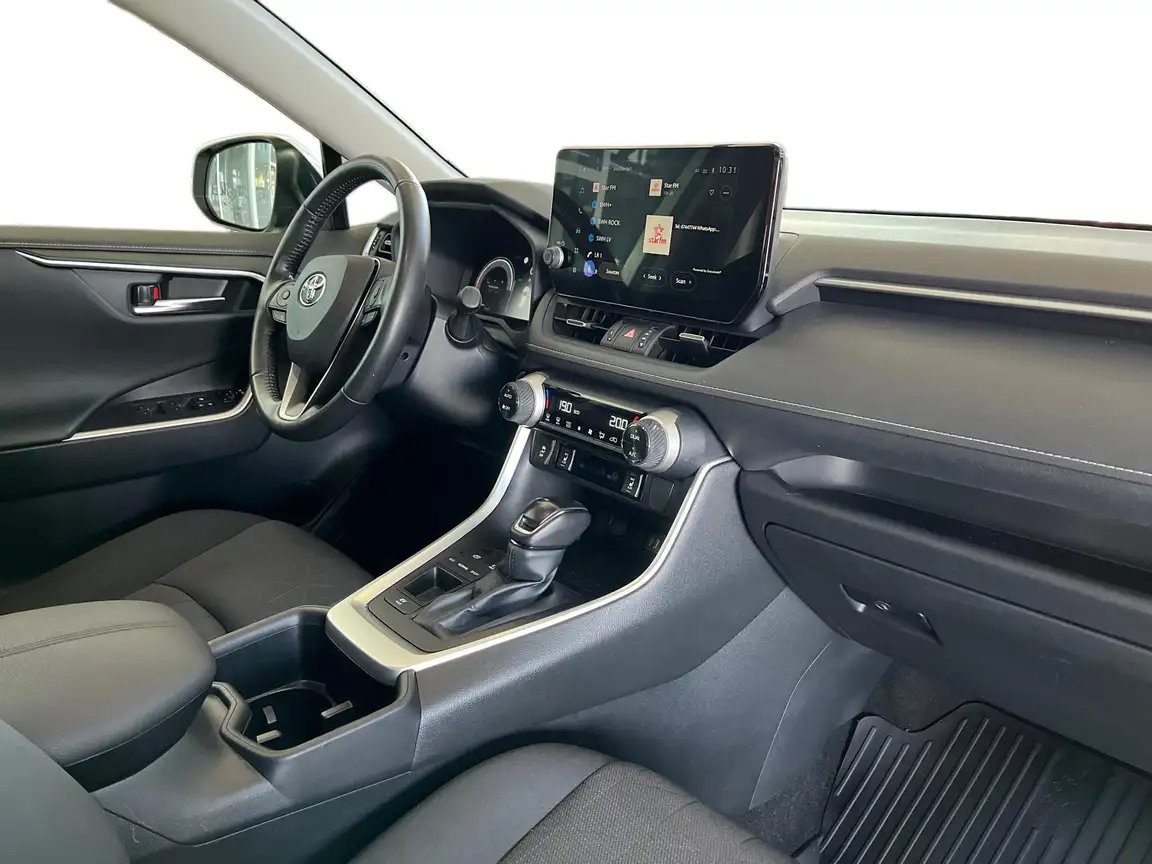 TOYOTA RAV4