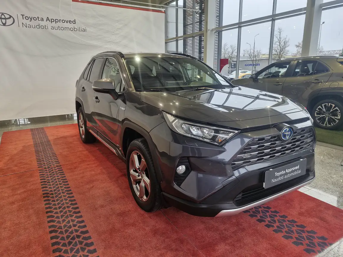 TOYOTA RAV4